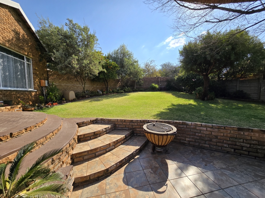 4 Bedroom Property for Sale in Doringkruin North West
